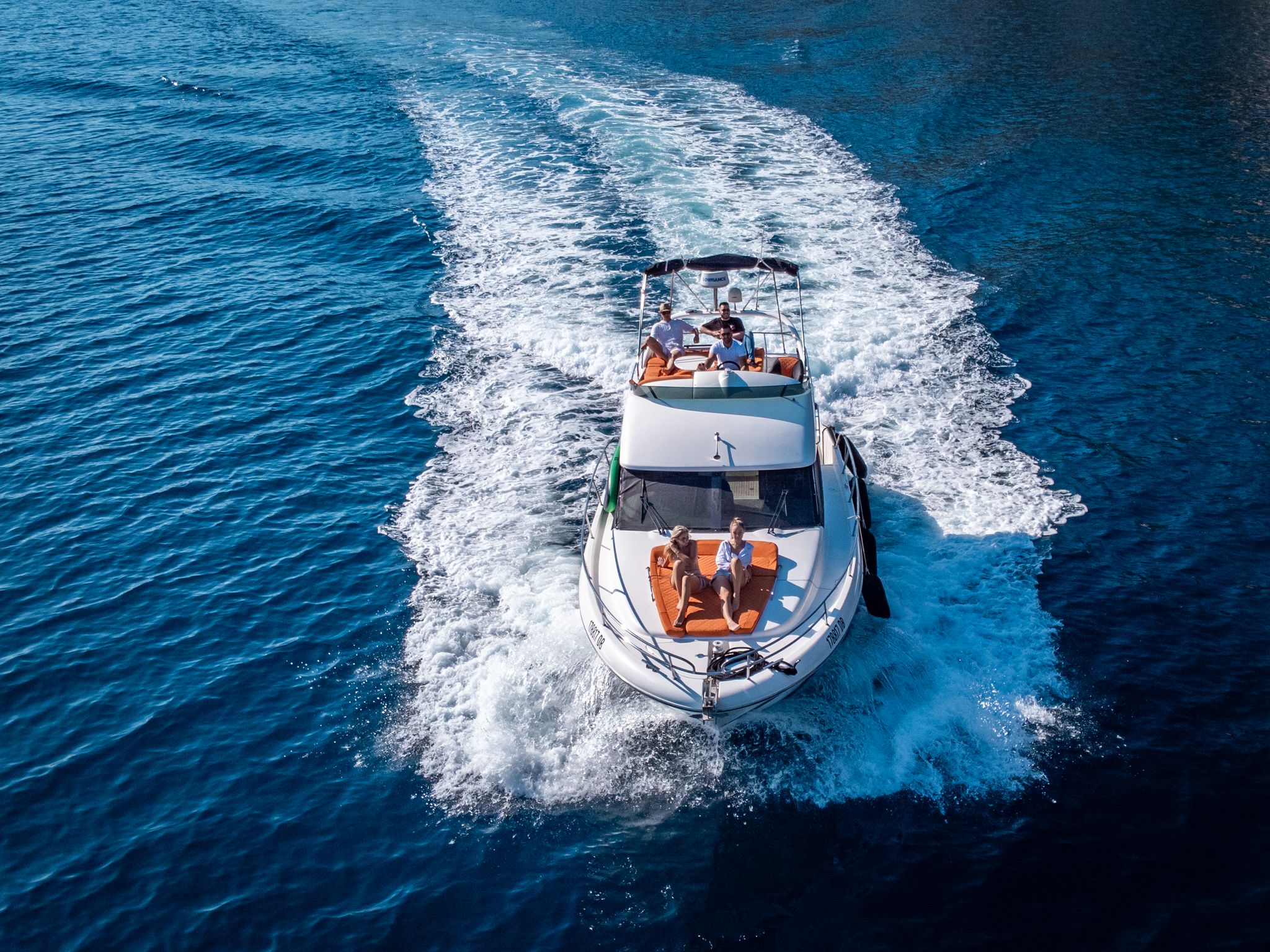 Yacht 2