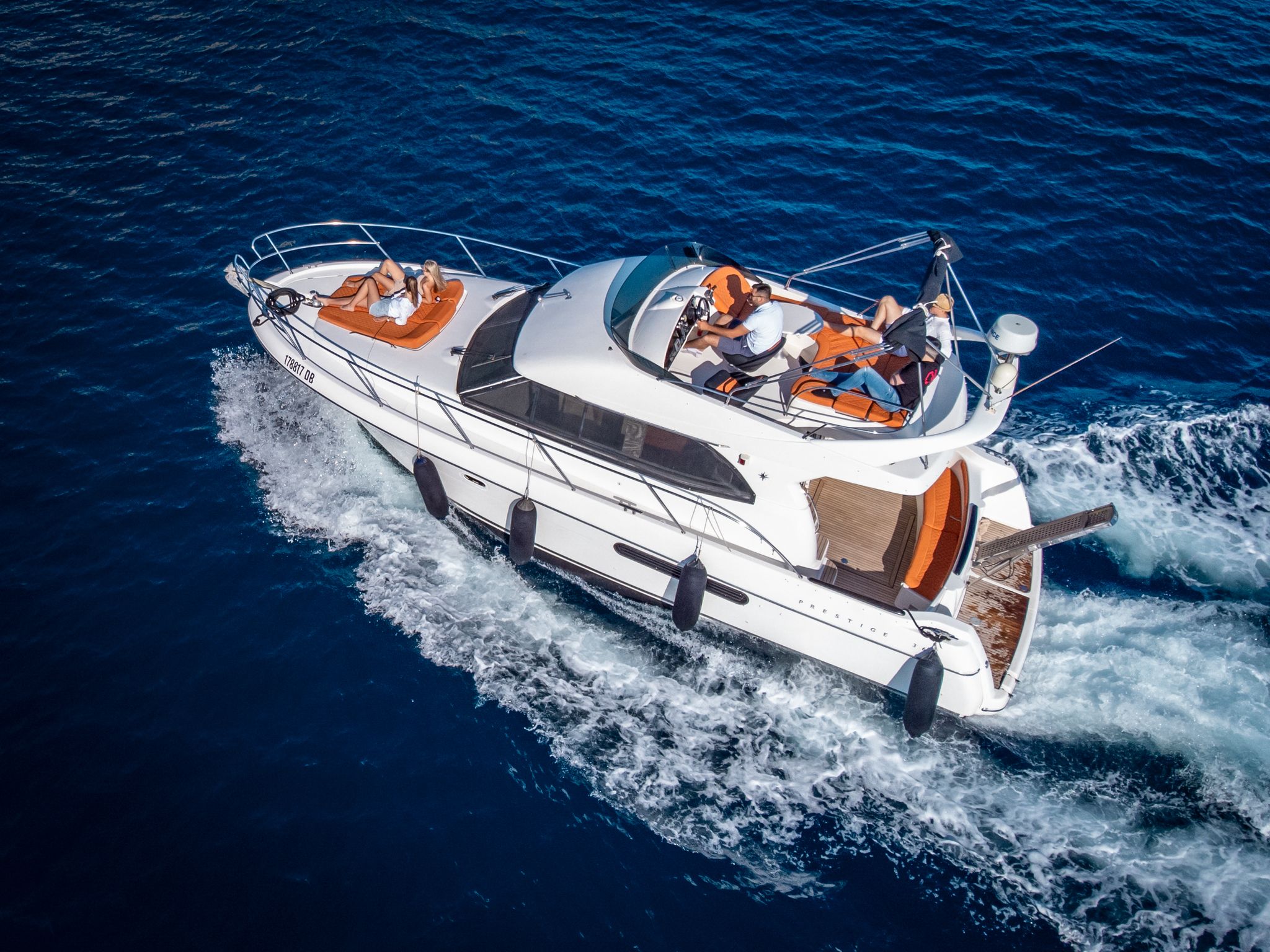 Yacht 3